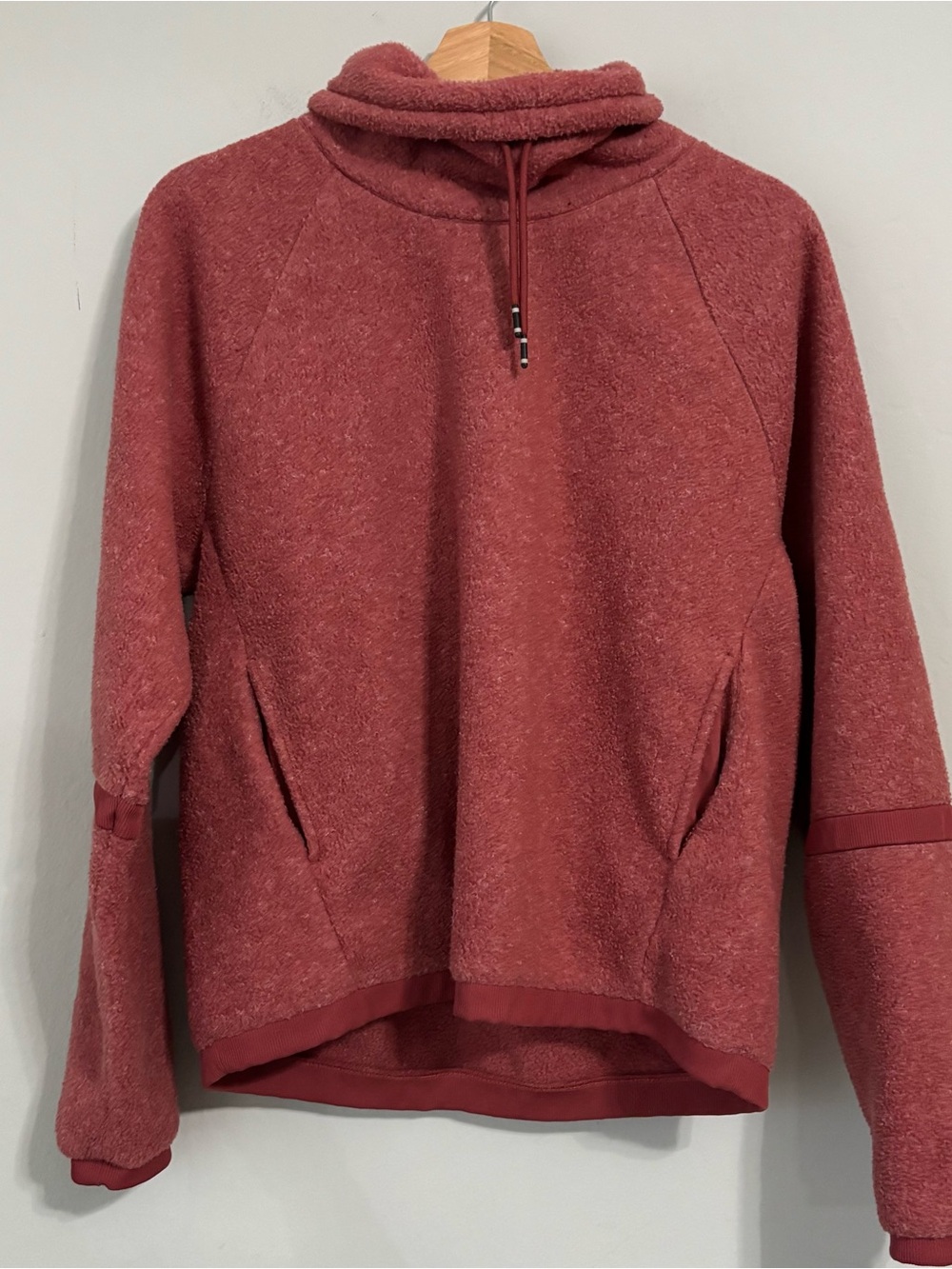 NIKE Peachy Red Fleece Turtleneck Pullover Sweater Jacket